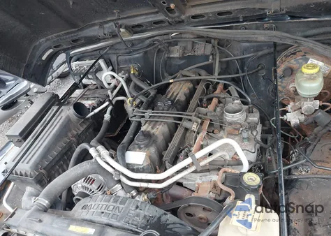 2000 Jeep Wrangler Sahara z USA, uszkodzony, nr VIN 1J4FA59S4YP704983